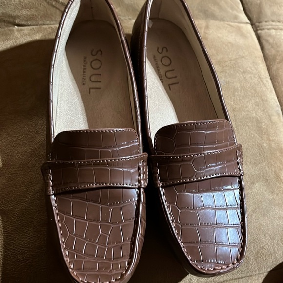 SOUL NATURALIZER Shoes - SOUL Naturalizer Womens Seven Slip On Loafers - Medium 9M